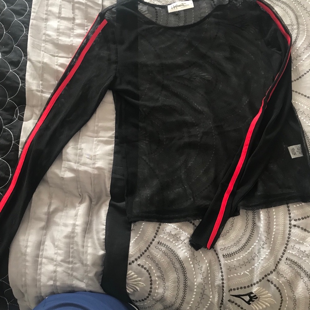 Mesh Top (medium/small) - Picture 2 of 3